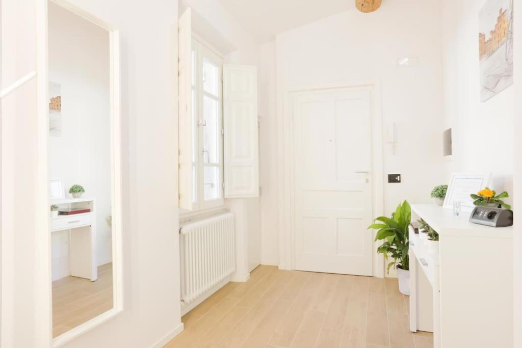 *New Attic*-Lucca Citycenter-Balcony-Netflix ภายนอก รูปภาพ
